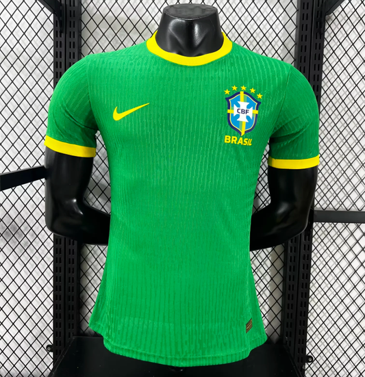 Camiseta Brasil 2026 version jugador verde (solo tallas S-XXL)