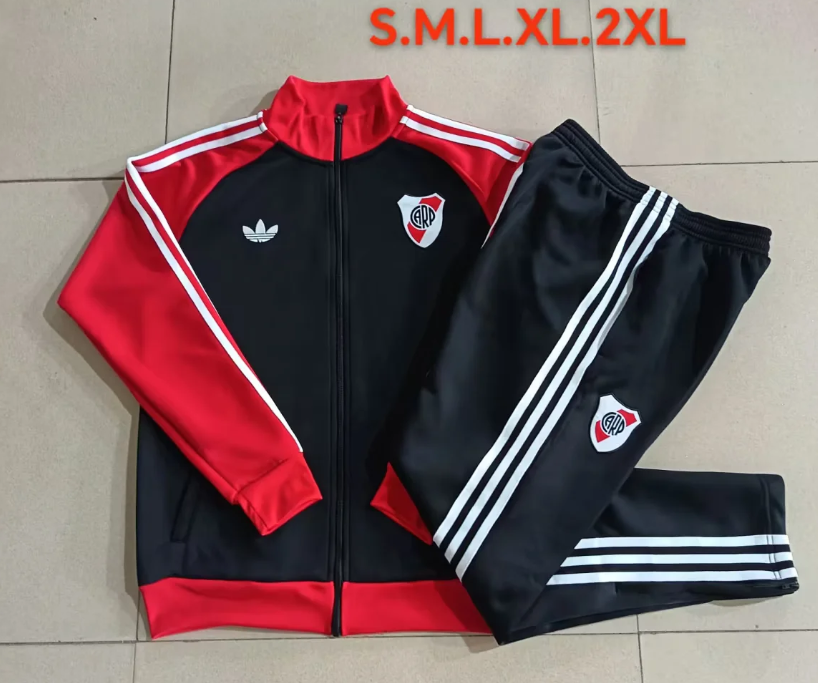 Chandal River Plate 26/27 negro con rojo (tallas S-XXL)