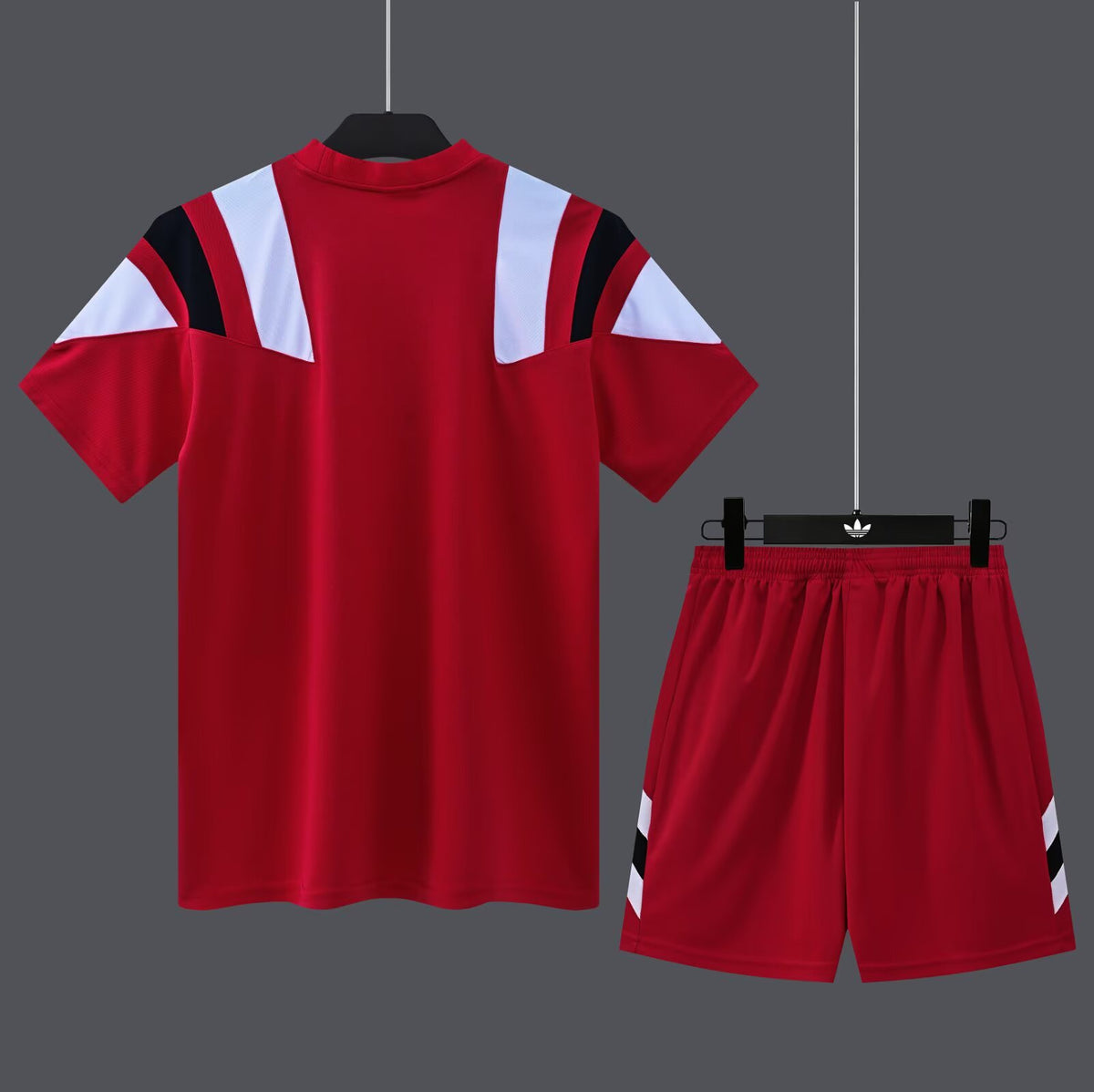 Conjunto de entrenamiento Manchester United EQT negro diferentes colores 26-27 (S-XXL)