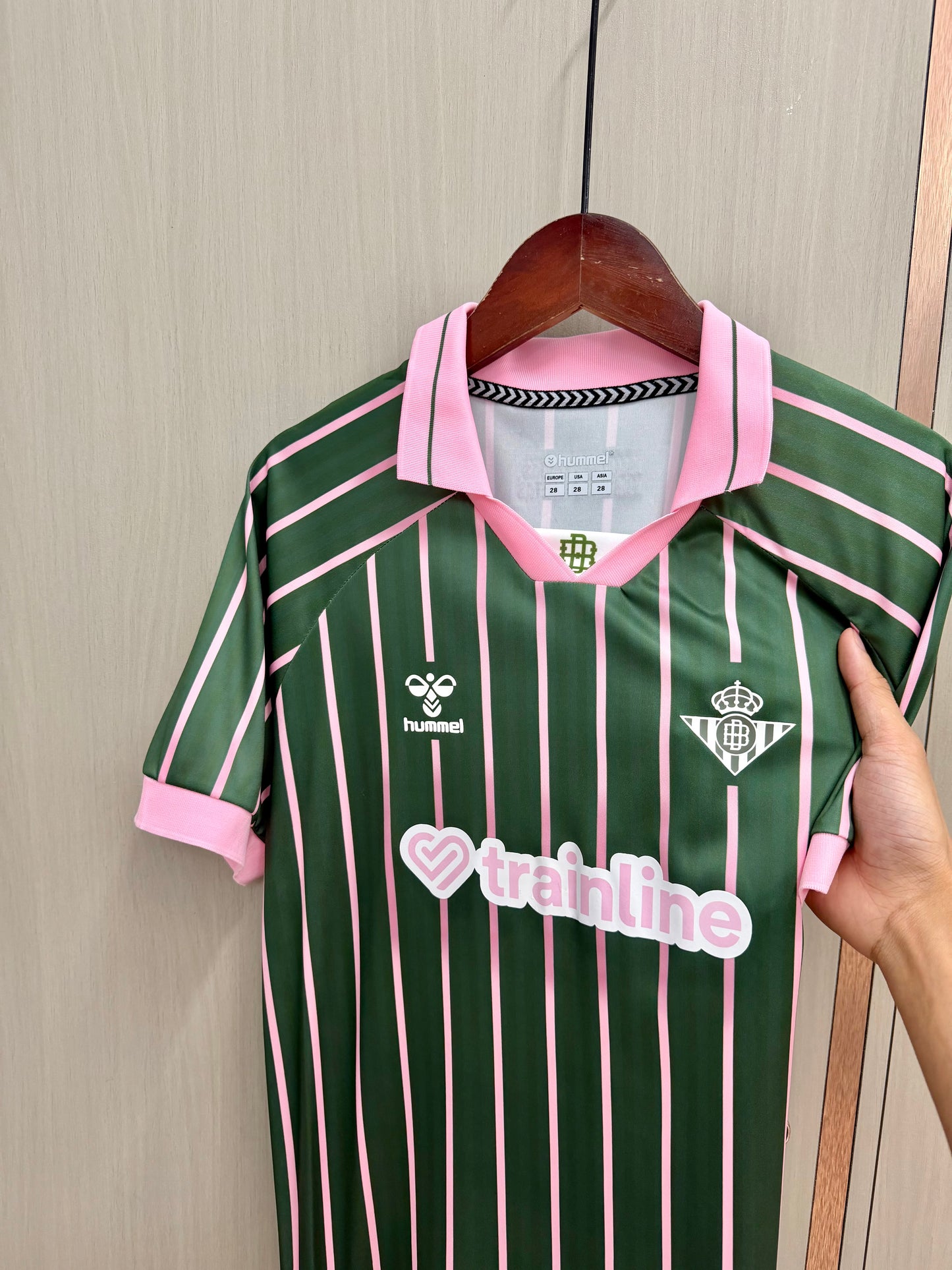 Equipación Betis especial mujer (solo talla niños)