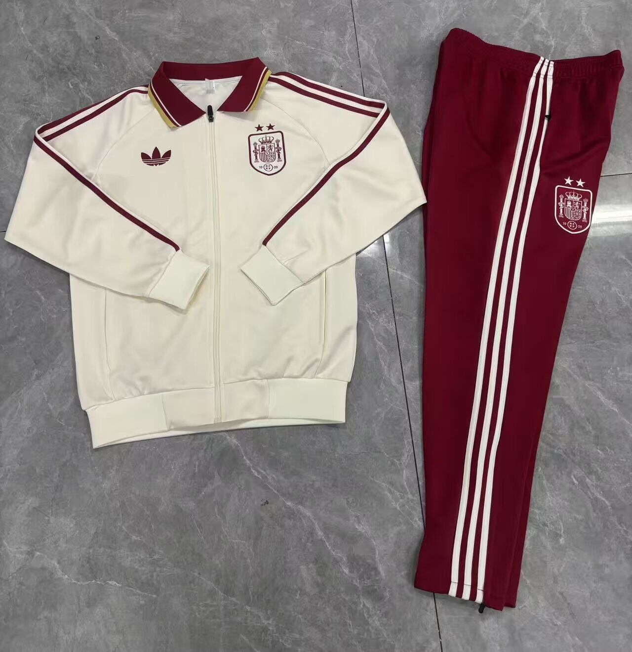 Chandal España dos estrellas Mundial 2026 (tallas S-2XL)