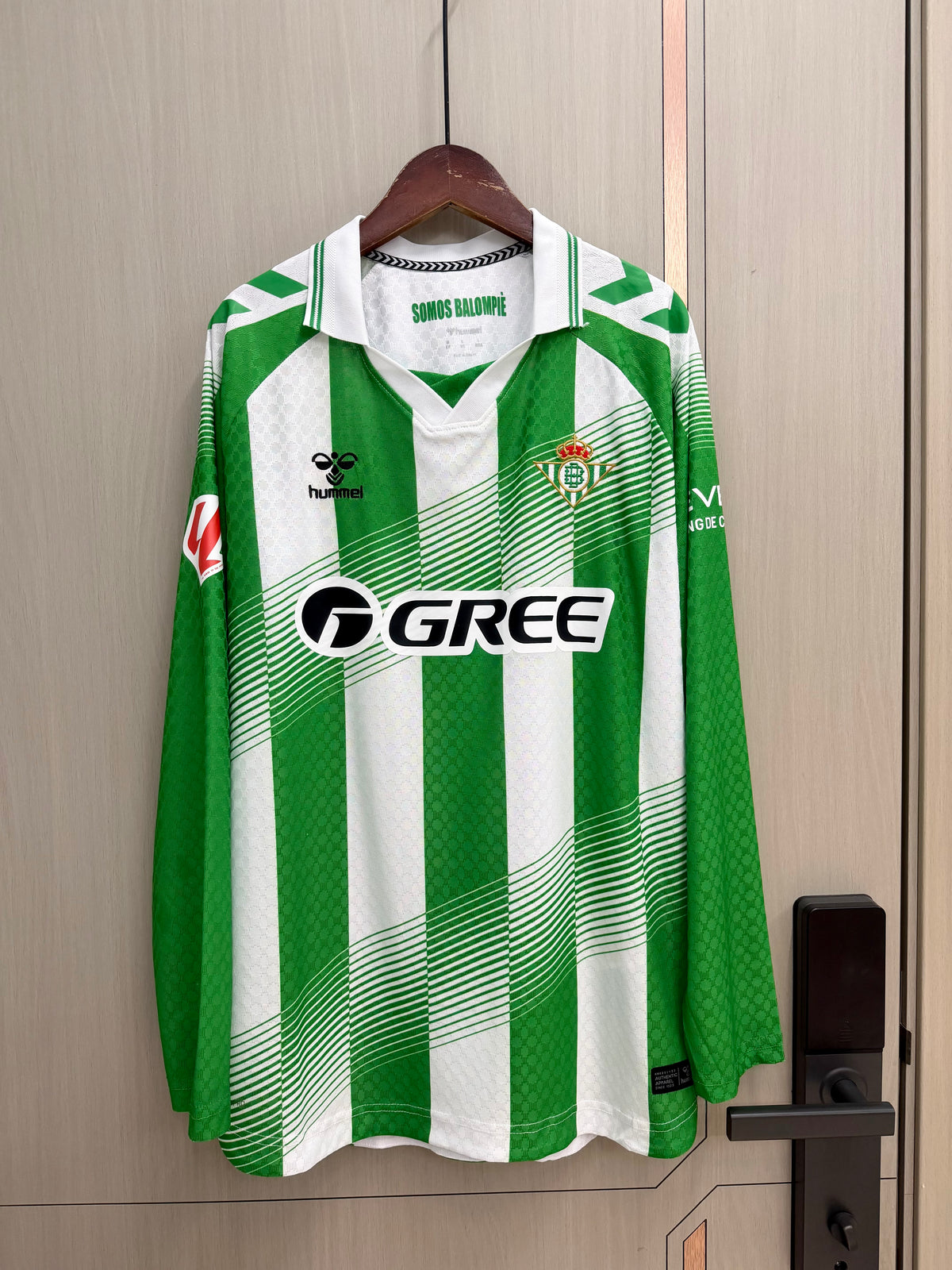 Camiseta manga larga Betis 26/27 Local (tallas S-2XL)