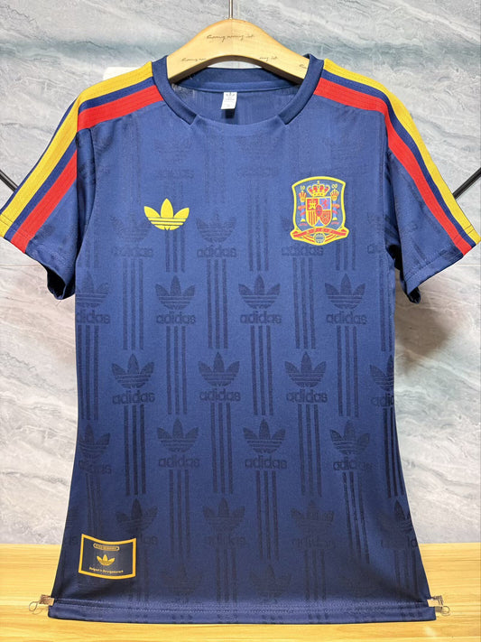Camiseta de entrenamiento España 2026 modelo retro azul oscuro versión jugador (tallas S-XXL)