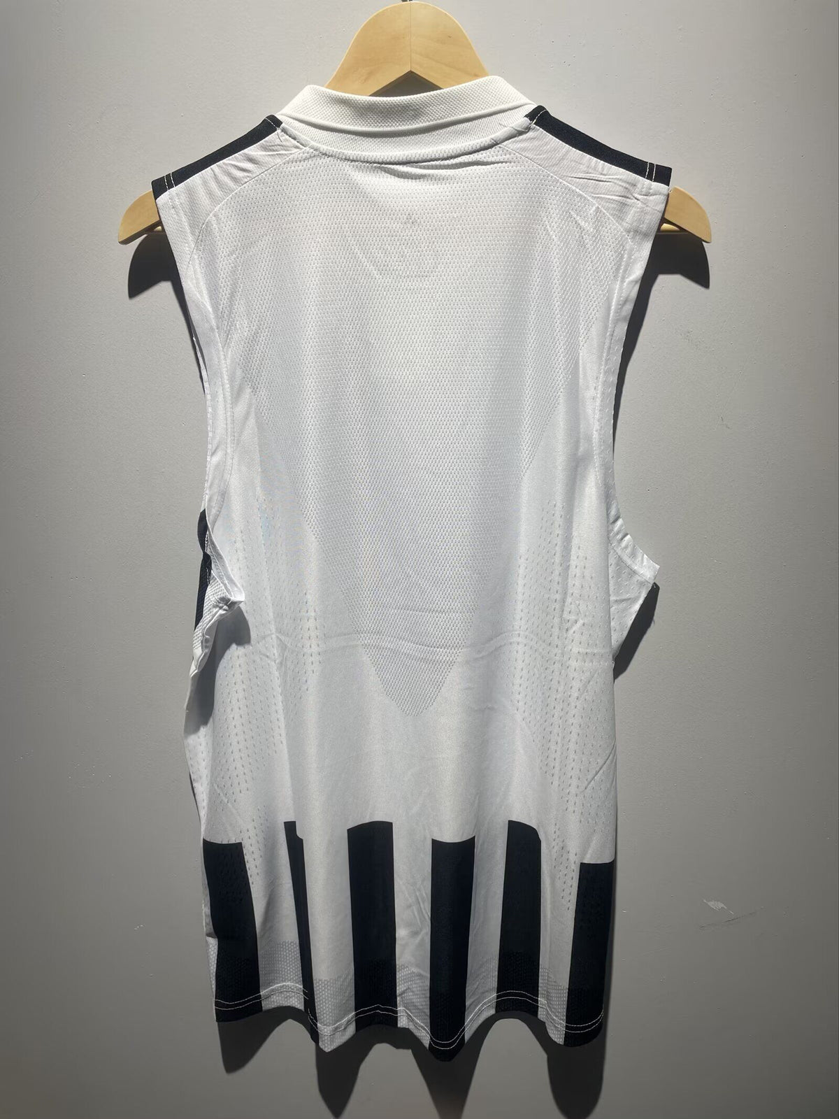 Camiseta sin mangas Juventus 26-27 Local (tallas S-2XL)