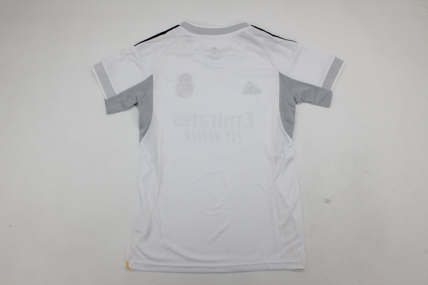 Camiseta mujer Real Madrid 25/26 Local (mirar foto medidas)