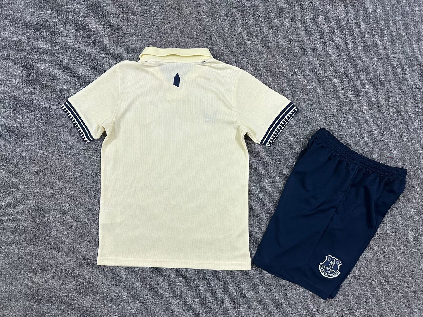 Equipacion Everton 25/26 Visitante