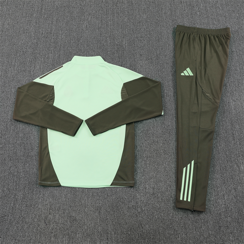 Chandal de entrenamiento Real Madrid 25/26