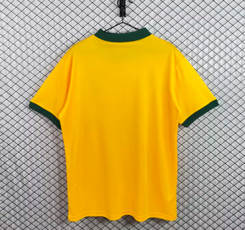 Camiseta Brasil 1982 Local (tallas S-2XL)