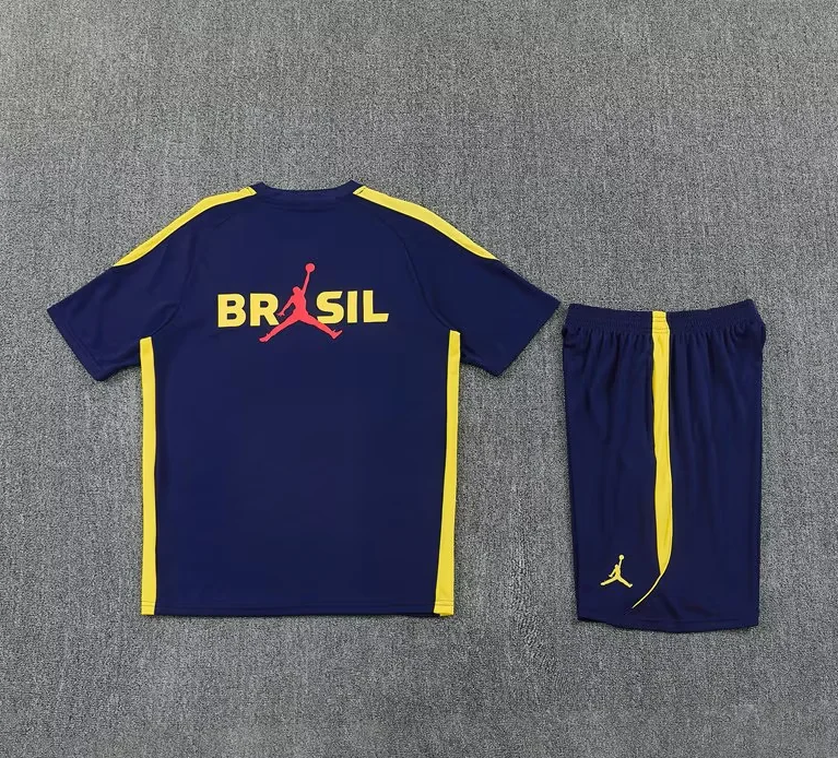 Conjunto de entrenamiento Brasil 2026 azul oscuro (tallas adultos y niños)