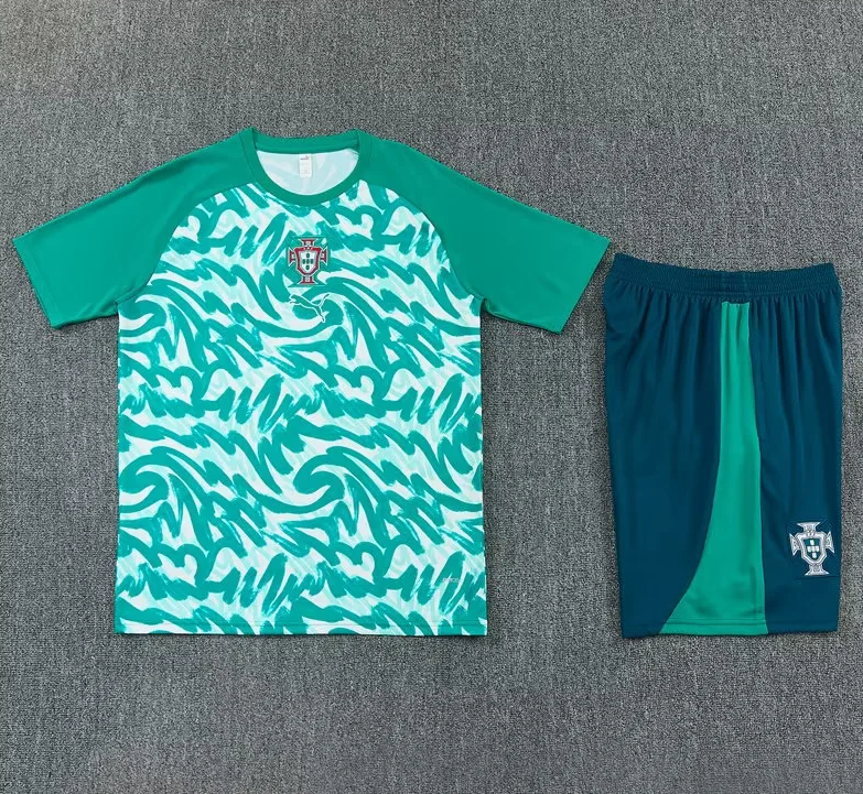 Conjunto de entrenamiento Portugal 2026 verde (talla adultos y niños)