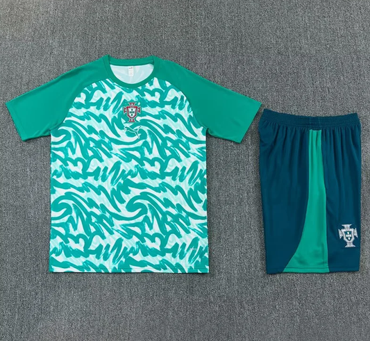 Conjunto de entrenamiento Portugal 2026 verde (talla adultos y niños)
