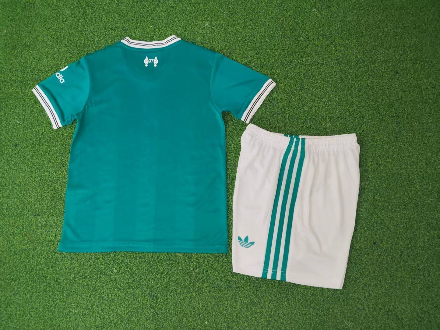 Tercera equipacion Liverpool 25/26