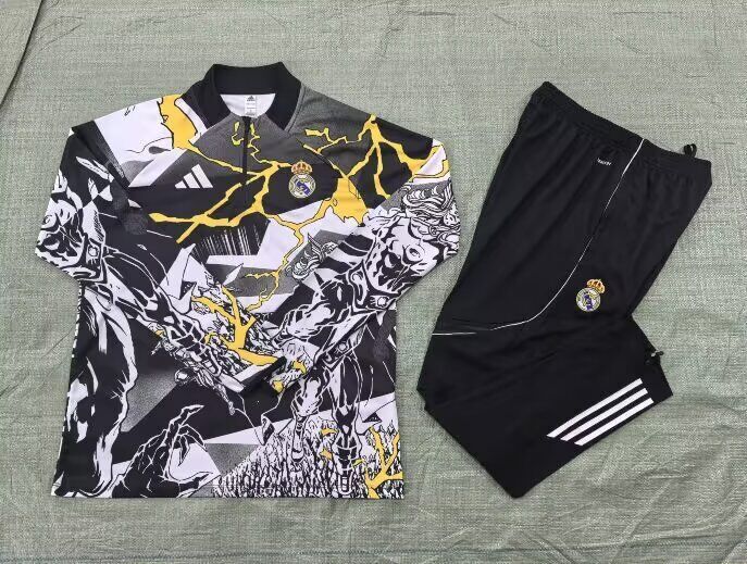 Chandal Real Madrid Marvel