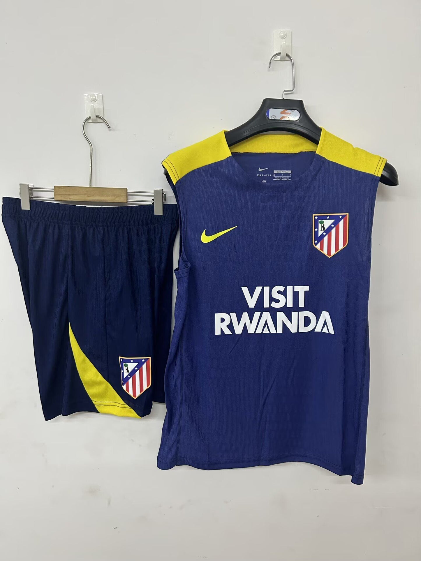 Conjunto sin mangas de entrenamiento Atletico de Madrid (solo tallas S-2XL)