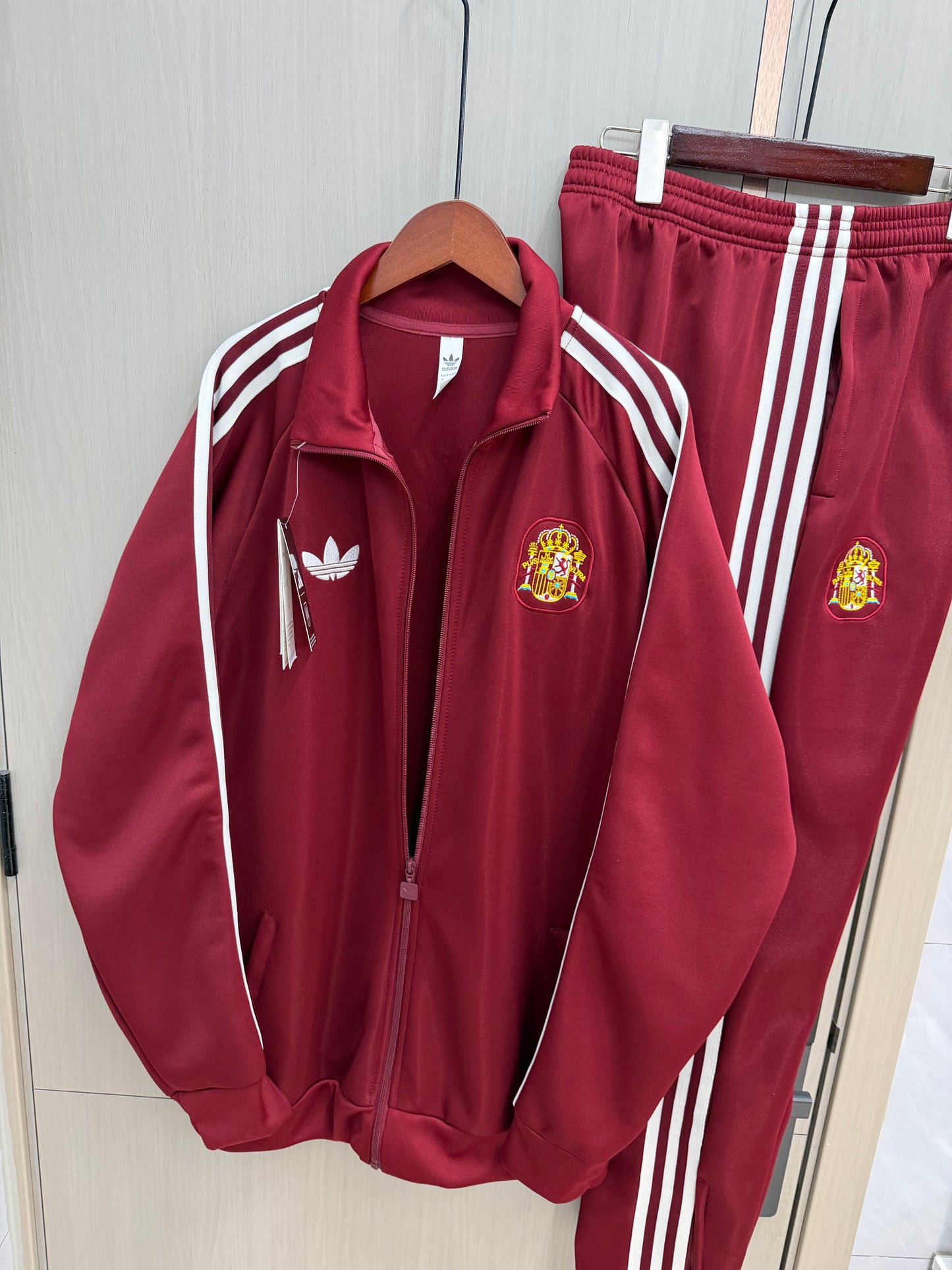Chandal España rojo Mundial 2026 (Talla adultos y niños)