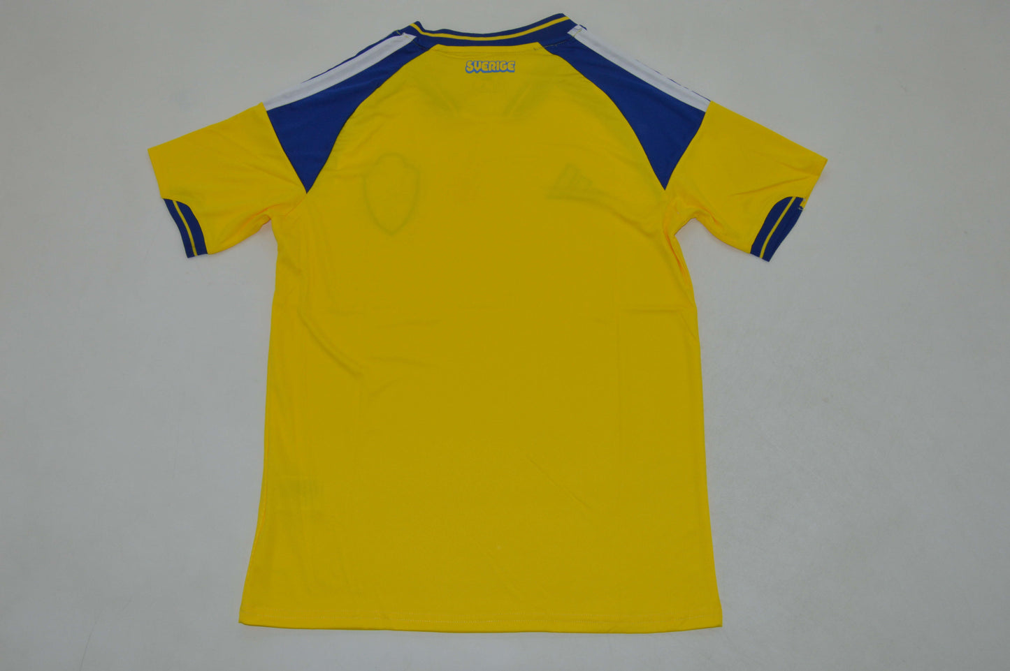 Camiseta Suecia Mundial 2026 Local (solo tallas S-2XL)