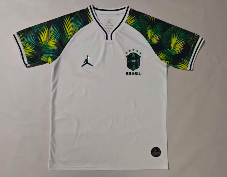 Camiseta Brasil 2026 blanco edicion especial (solo tallas S-XXL)