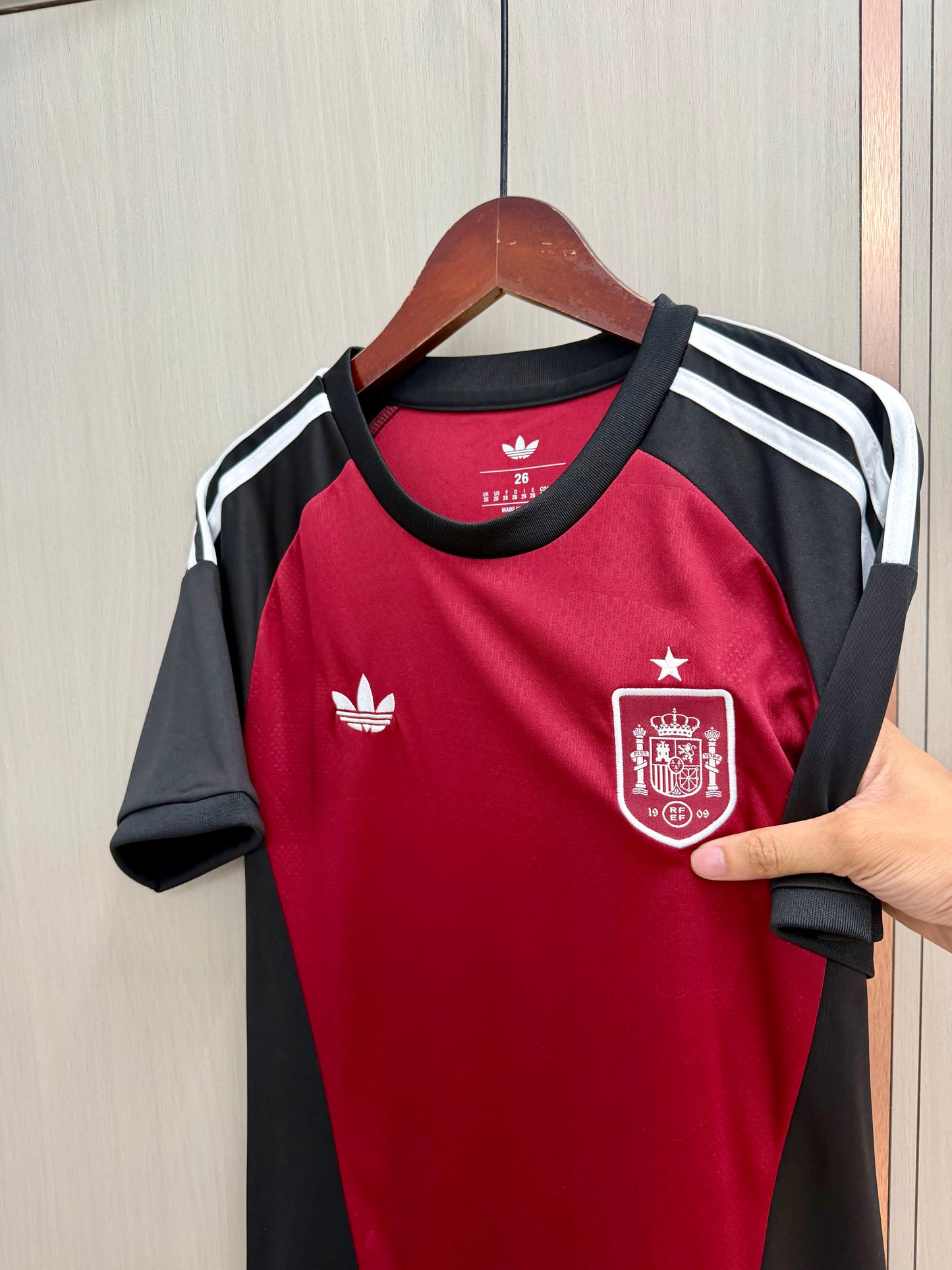 Equipacion portero España Mundial 2026 (tallas adultos y niños)