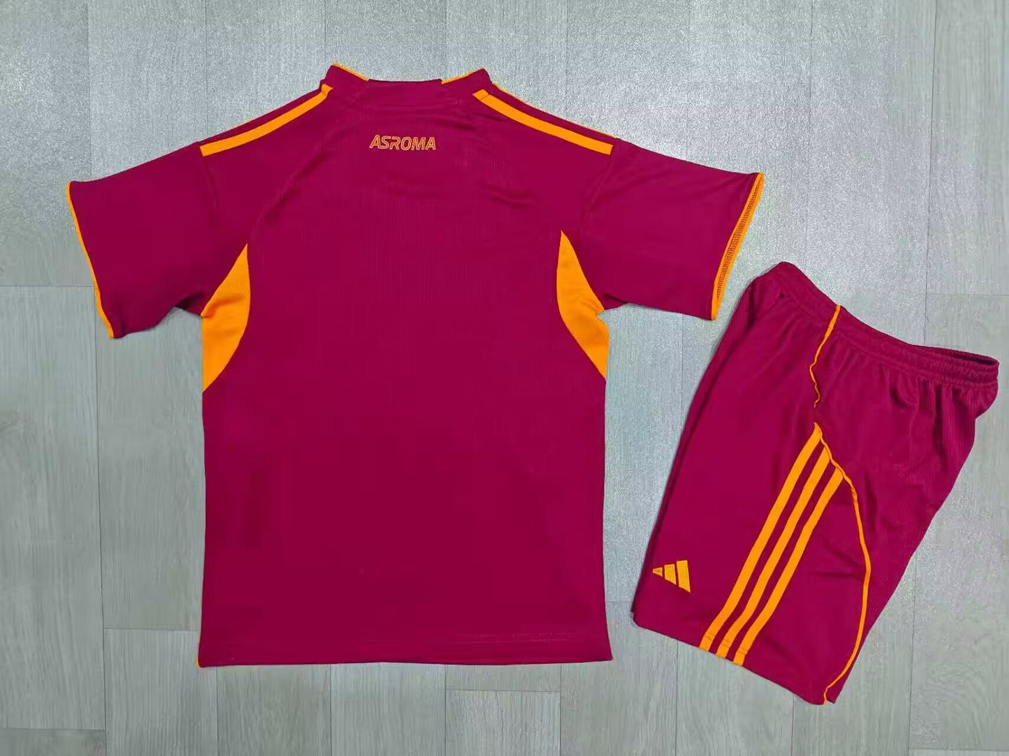Equipacion Roma 25/26 Local