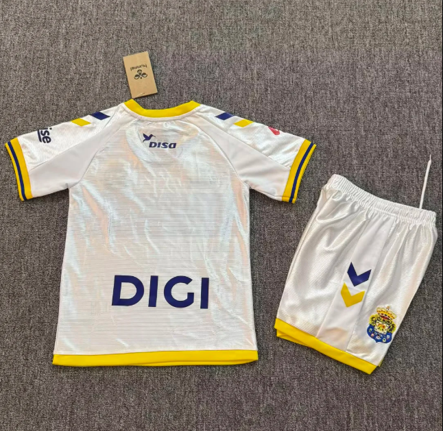 Tercera equipacion Las Palmas 26-27