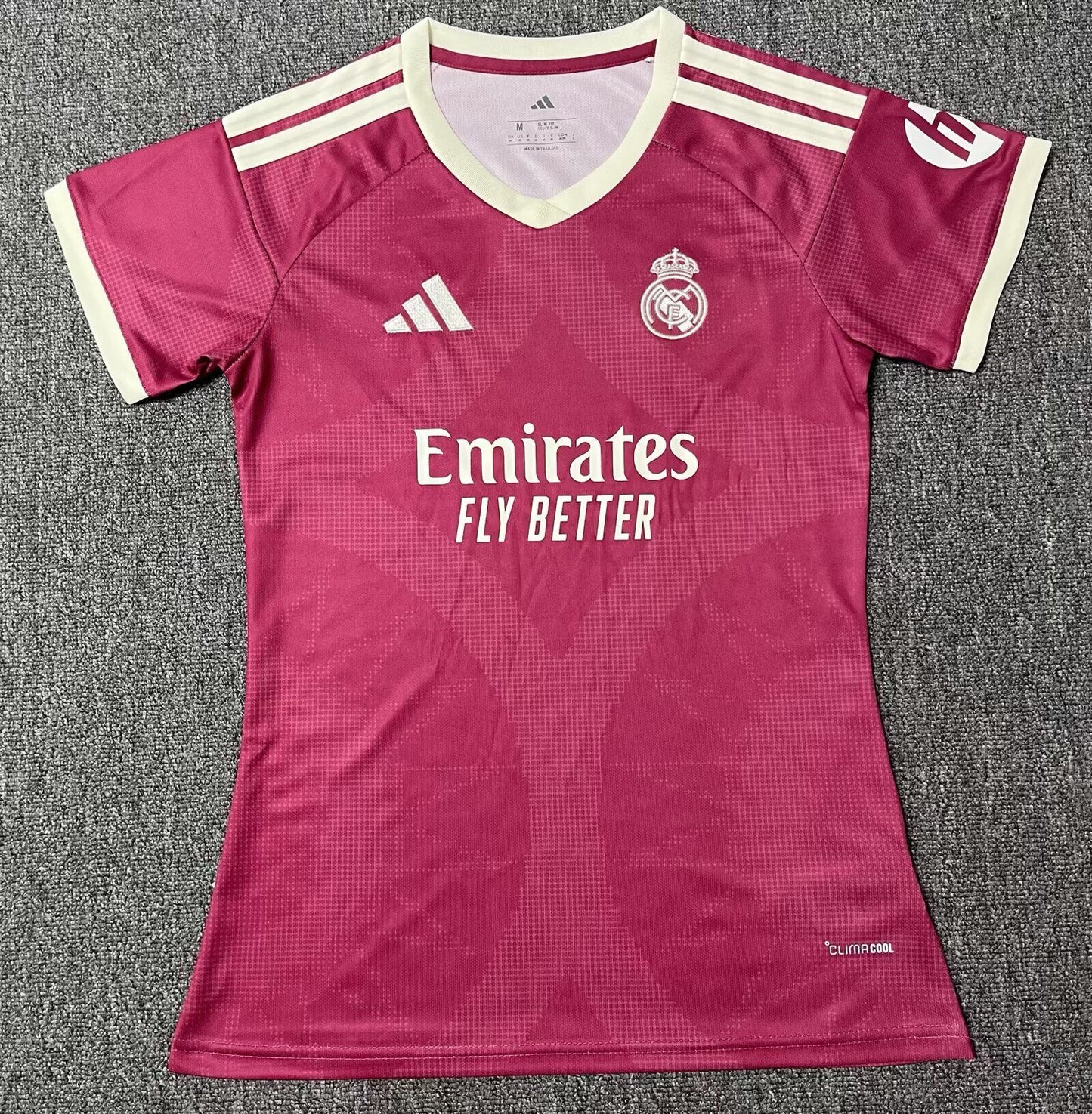 Camiseta Real Madrid 26/27 version mujer tercera equipación (tallas S-2XL)