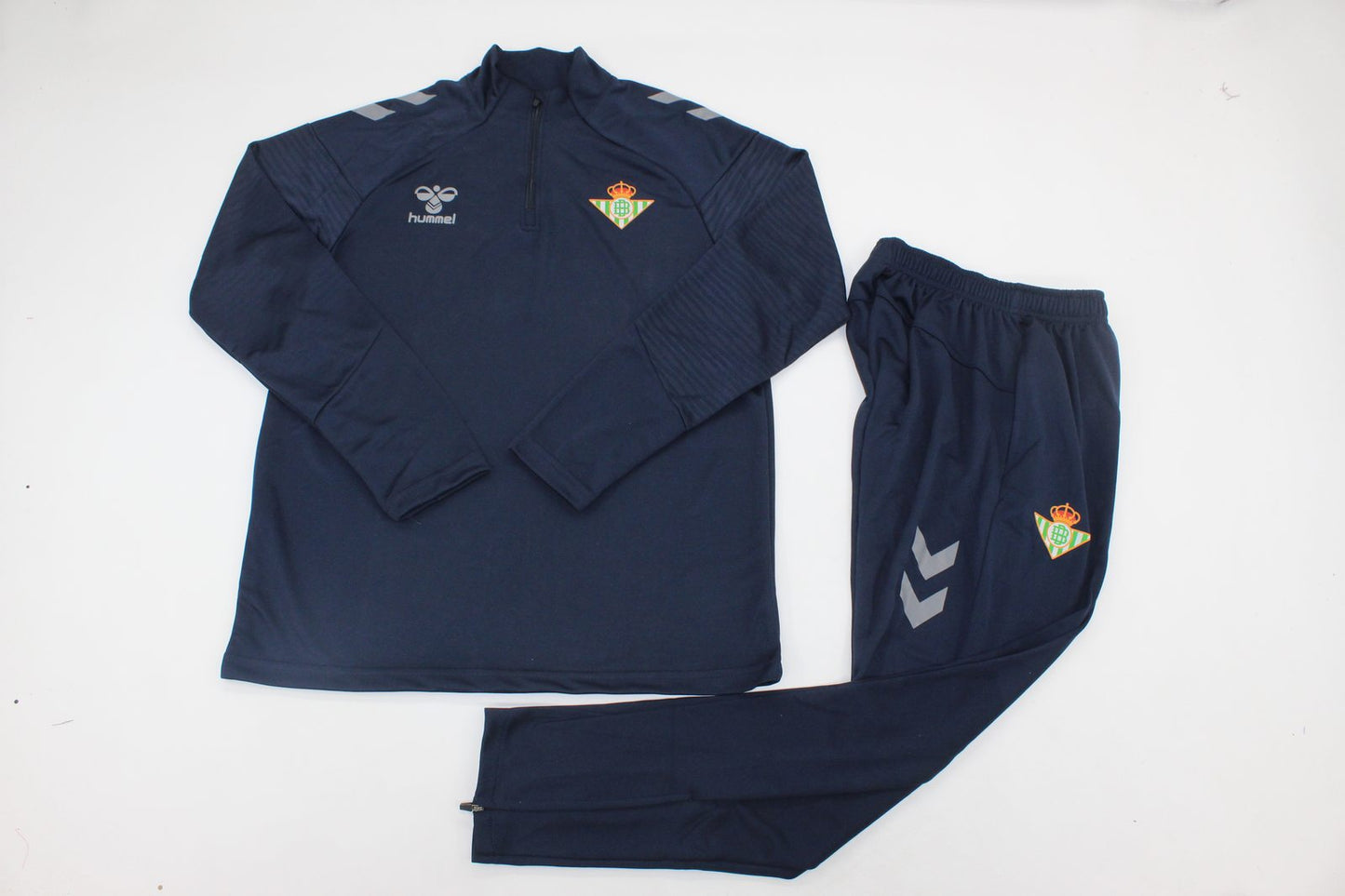 Chandal Betis negro 23/24 (tallas adulto y niño)