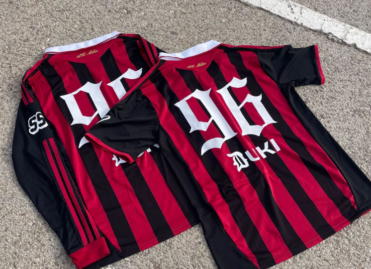 Camiseta Milan 2009/10 versión duki