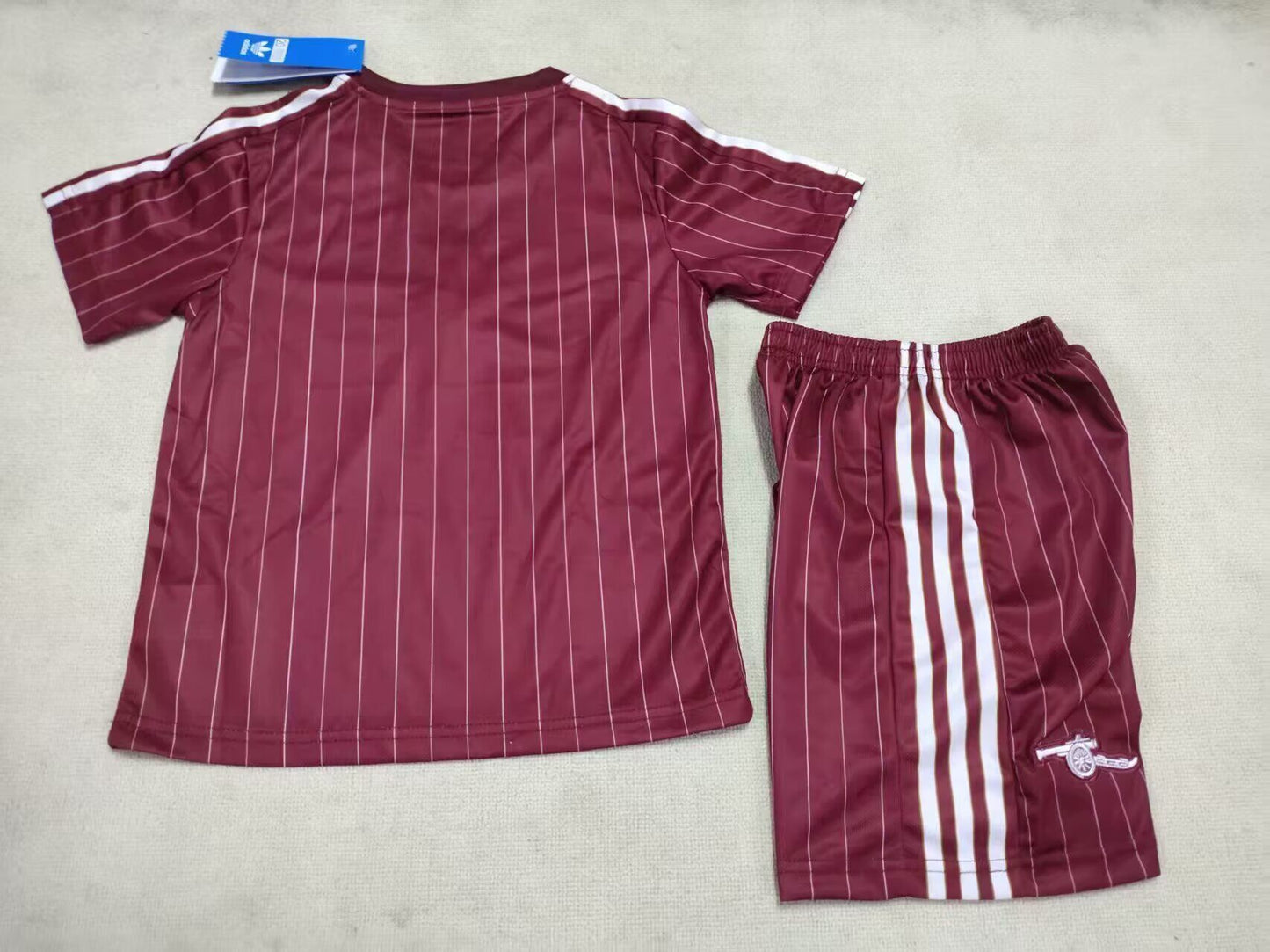 Equipacion Arsenal especial ICON
