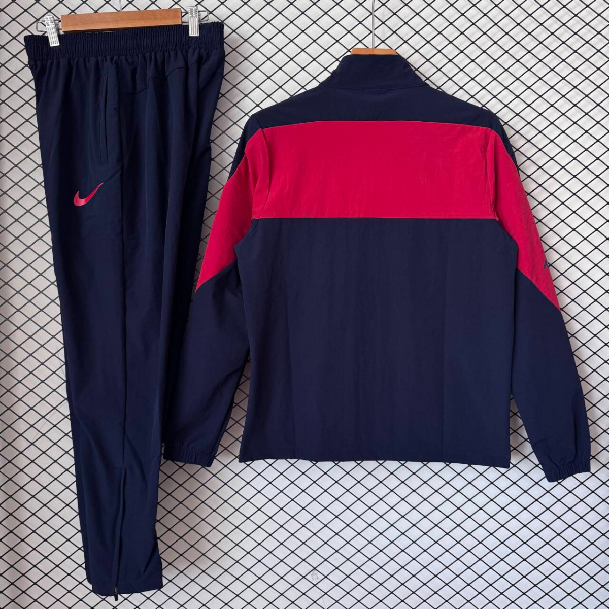 Chandal cortavientos PSG París 26/27 azul oscuro rojo (tallas S-XXL)