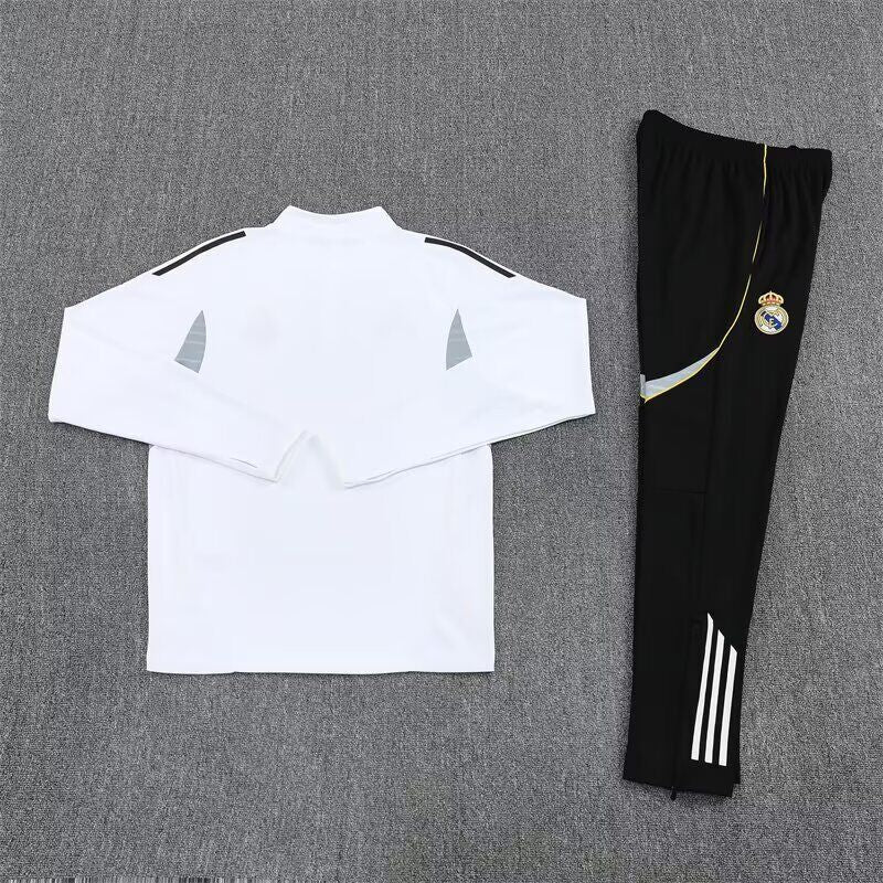 Chandal Real Madrid Blanco/Negro (tallas adulto y nños)