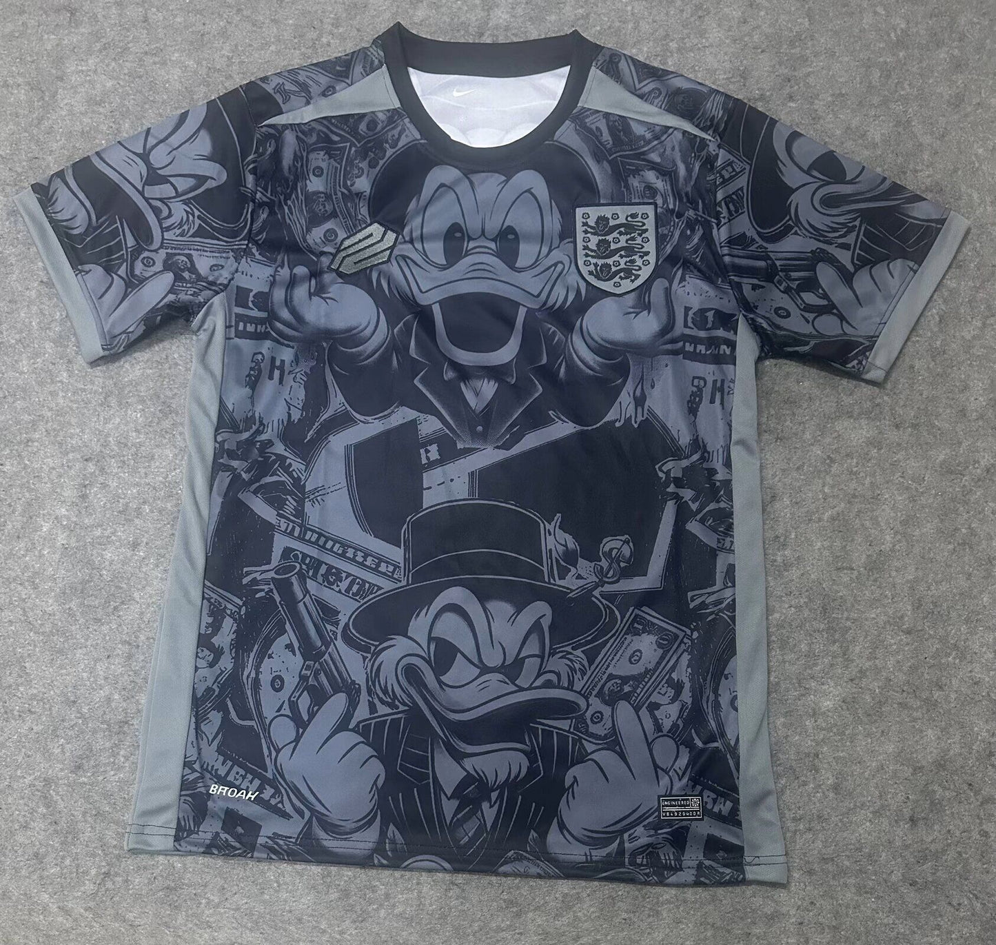 Camiseta Inglaterra 2026 versión Pato Donald (tallas S-4XL)