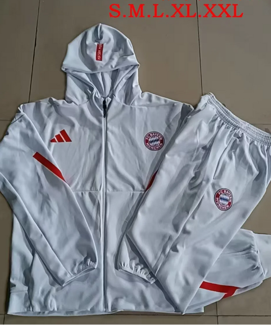 Chandal con gorro Bayer de Munich 25/26