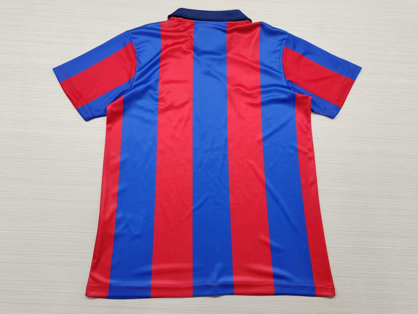 Camiseta Barcelona 2003-04 modelo retro versión Olivia (tallas S-4XL)