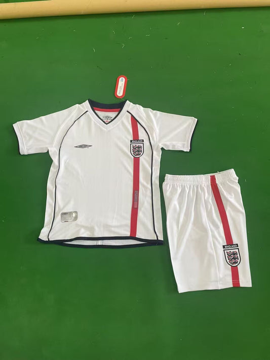 Equipacion Inglaterra 2002