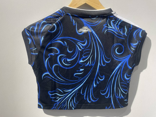Crop de mujer Argentina 2026 Visitante (tallas S-XXL)