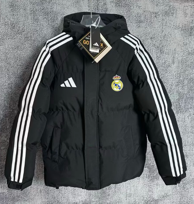 Abrigo Real Madrid (Solo tallas S-2XL y pedir una talla más)
