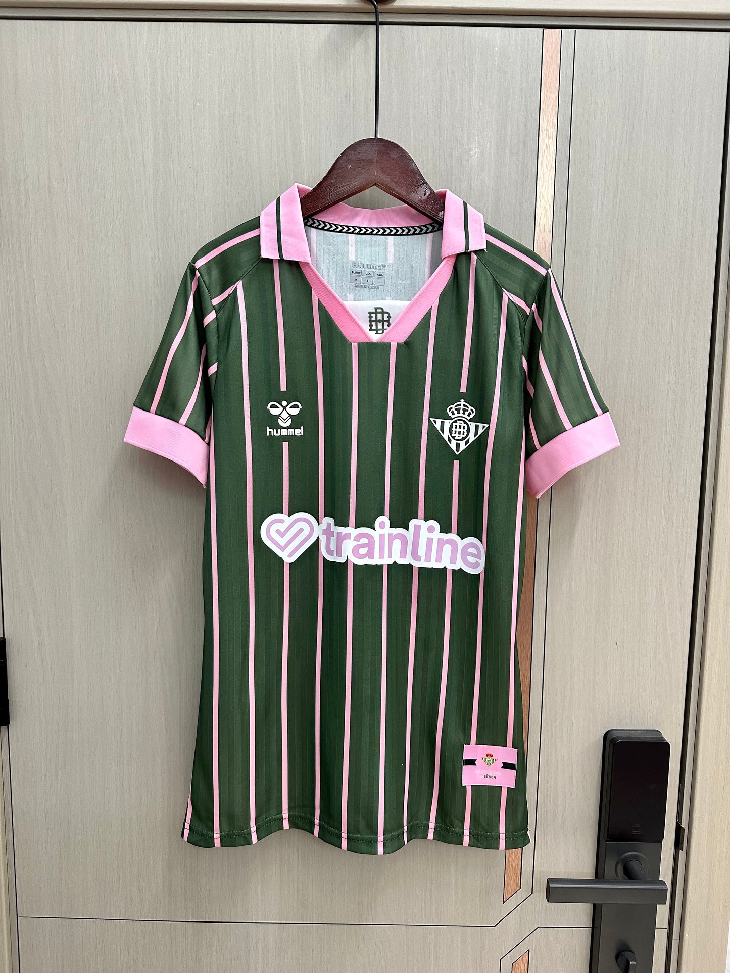 Camiseta Betis especial mujeres (solo tallas S-4XL)