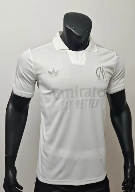 Camiseta Real Madrid 125th aniversario (solo tallas S-2XL)