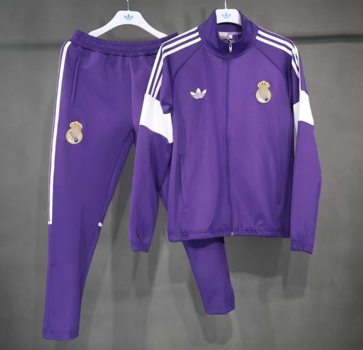 Chandal Real Madrid 26-27 morado con blanco (tallas S-XXL)