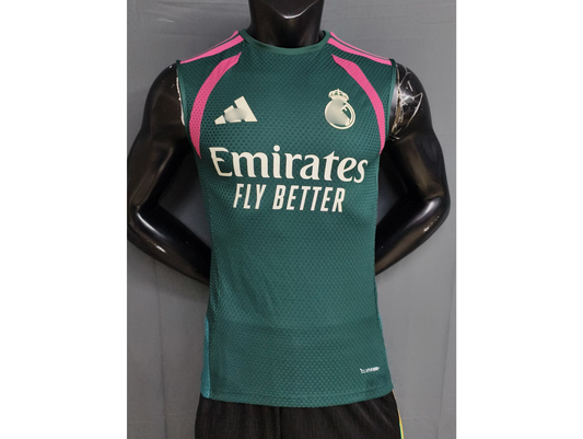 Camiseta sin mangas de entrenamiento Real Madrid 26-27 verde con rosa, version jugador (tallas S-3XL)