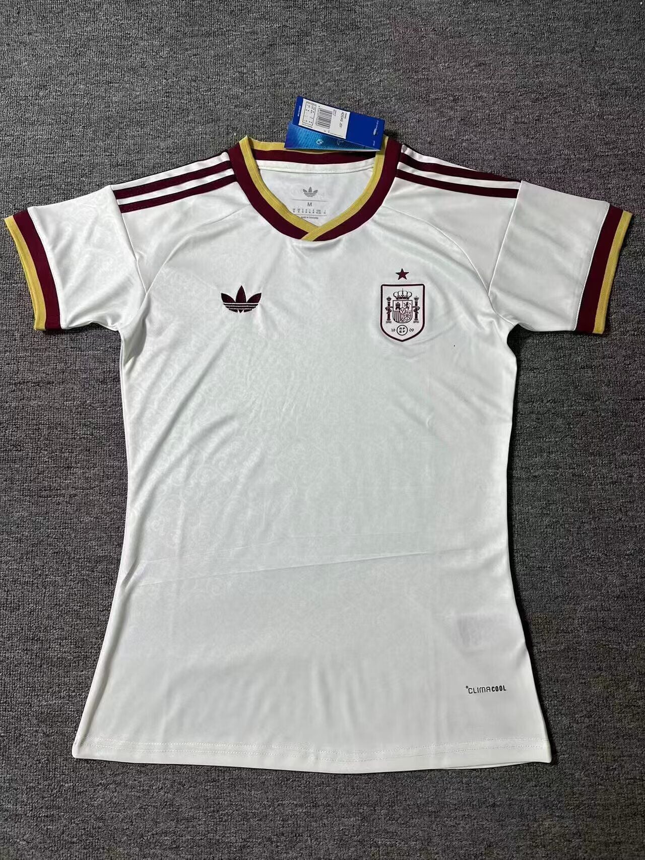 Camiseta España version mujer Visitante Mundial 2026 (mirar foto medidas)