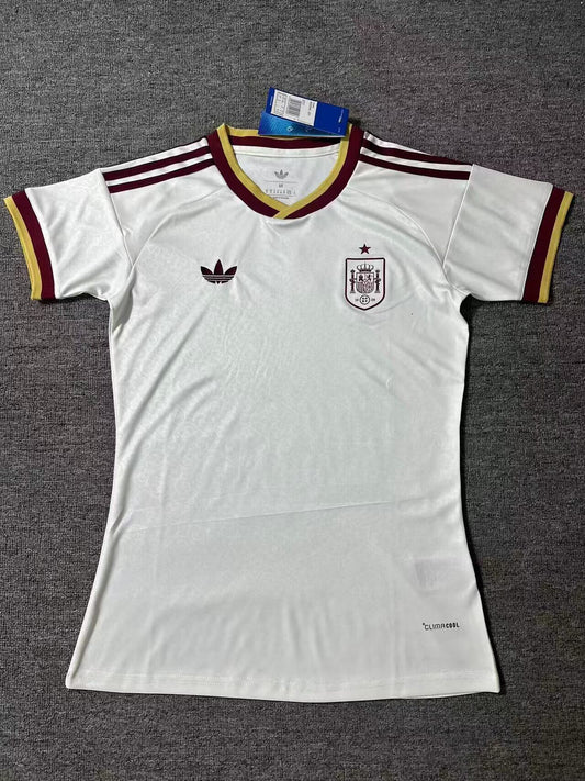 Camiseta España version mujer Visitante Mundial 2026 (mirar foto medidas)
