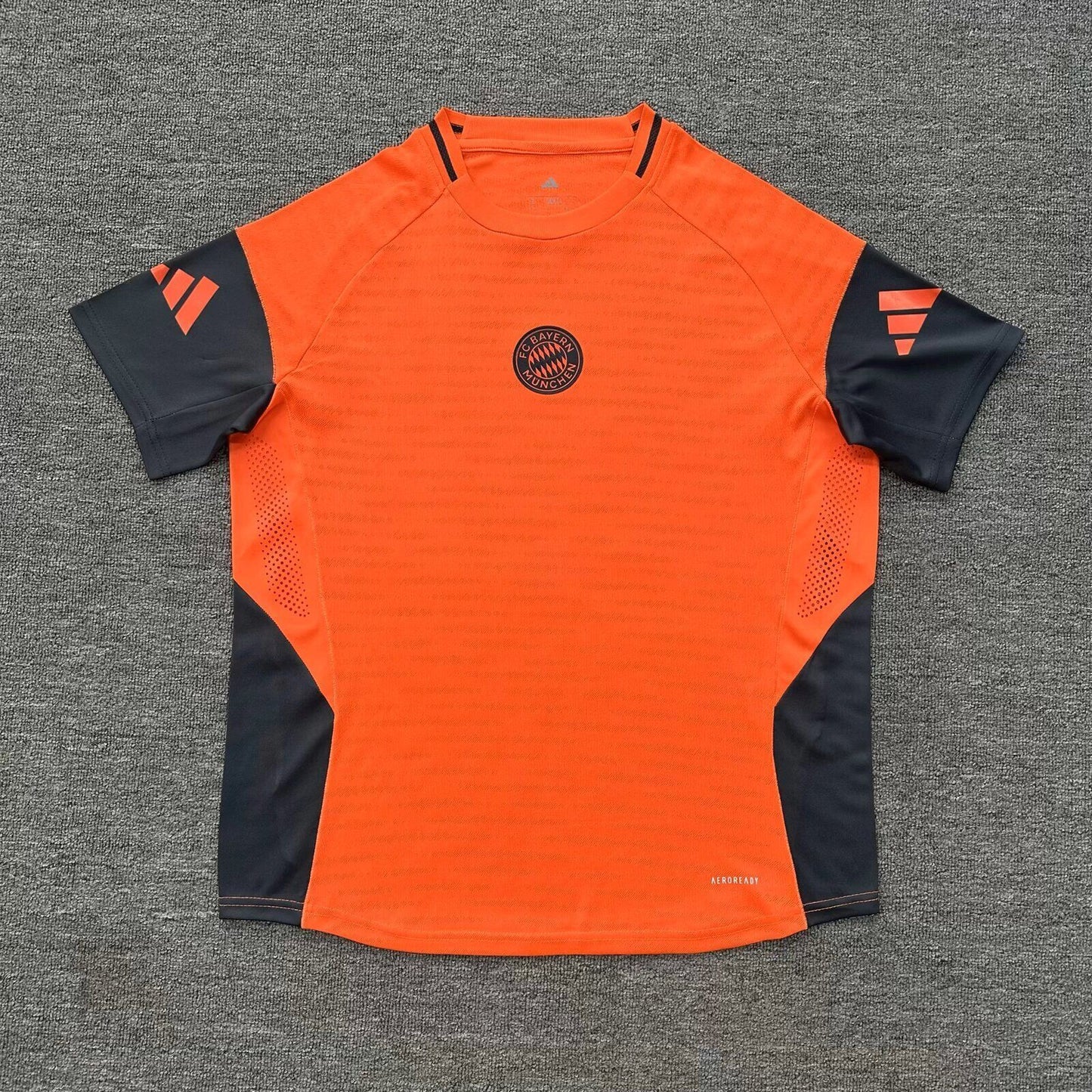 Camiseta de entrenamiento Bayern Munich naranja, version jugador (tallas S-XXL)