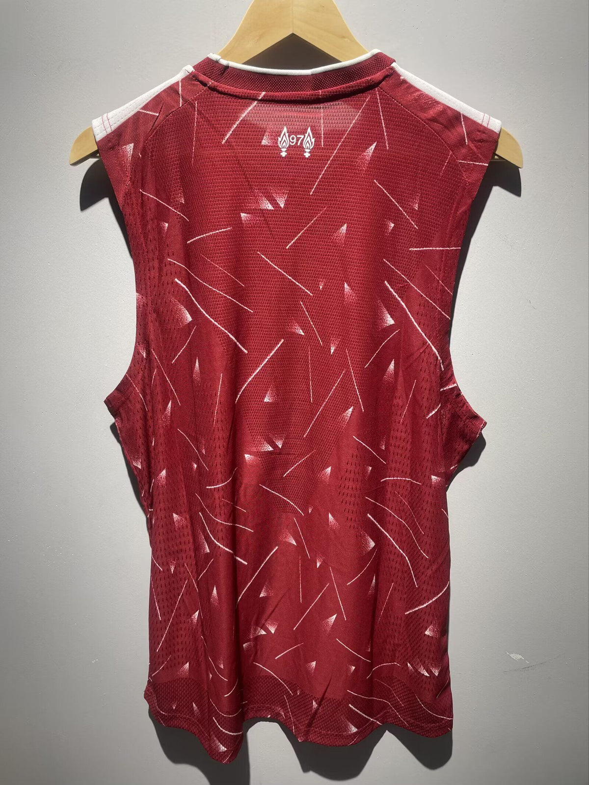 Camiseta sin mangas Liverpool 26-27 Local (tallas S-2XL)