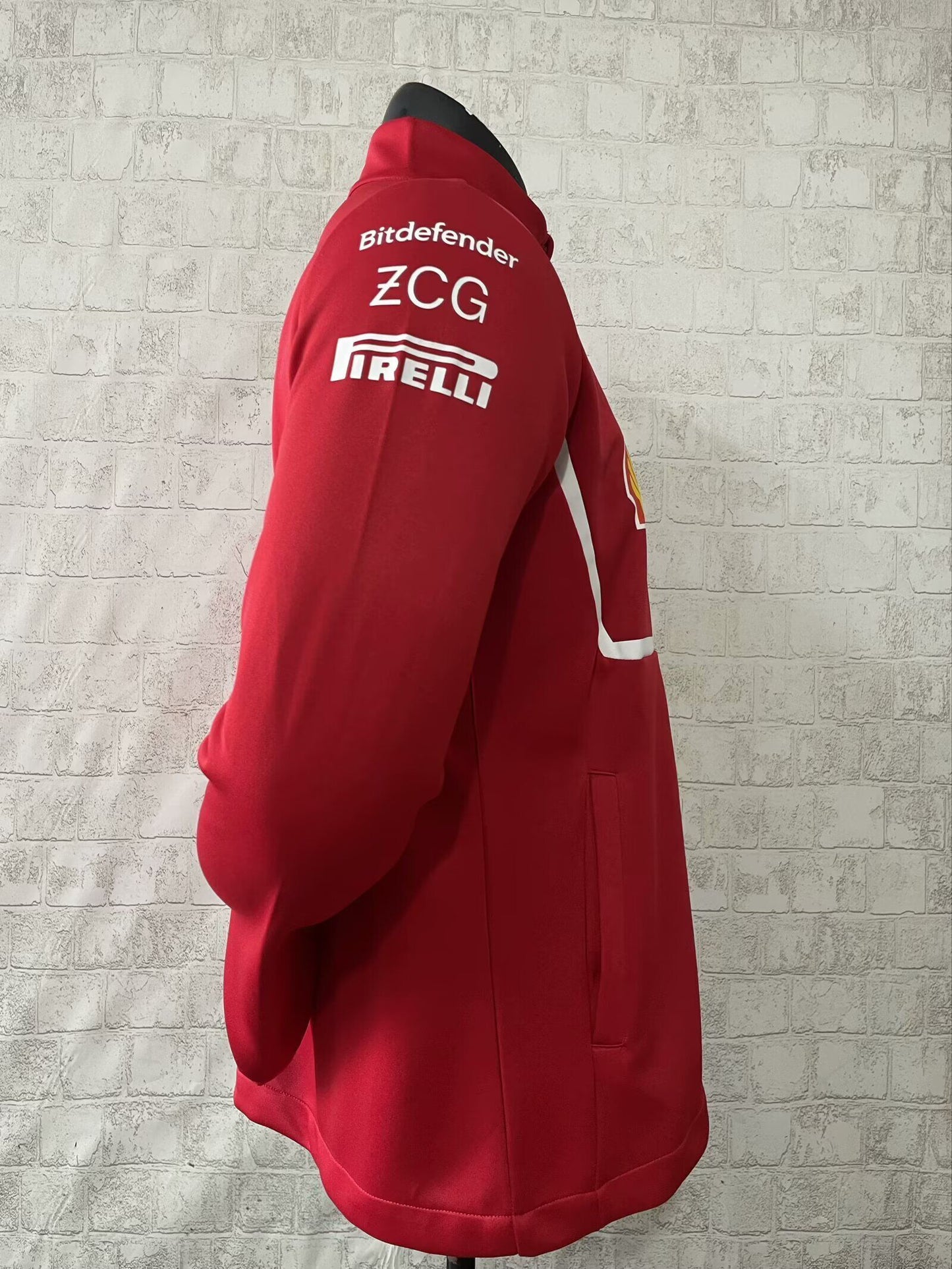 Chaqueta Ferrari 25 roja (solo tallas S-3XL)