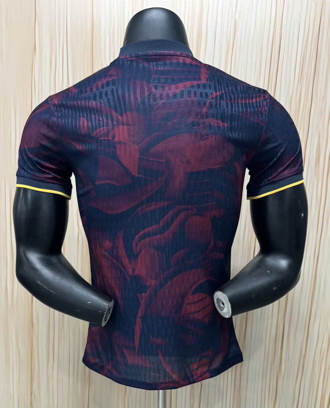 Camiseta Barcelona 26/27 azul oscuro rojo versión jugador (tallas S-XXL)