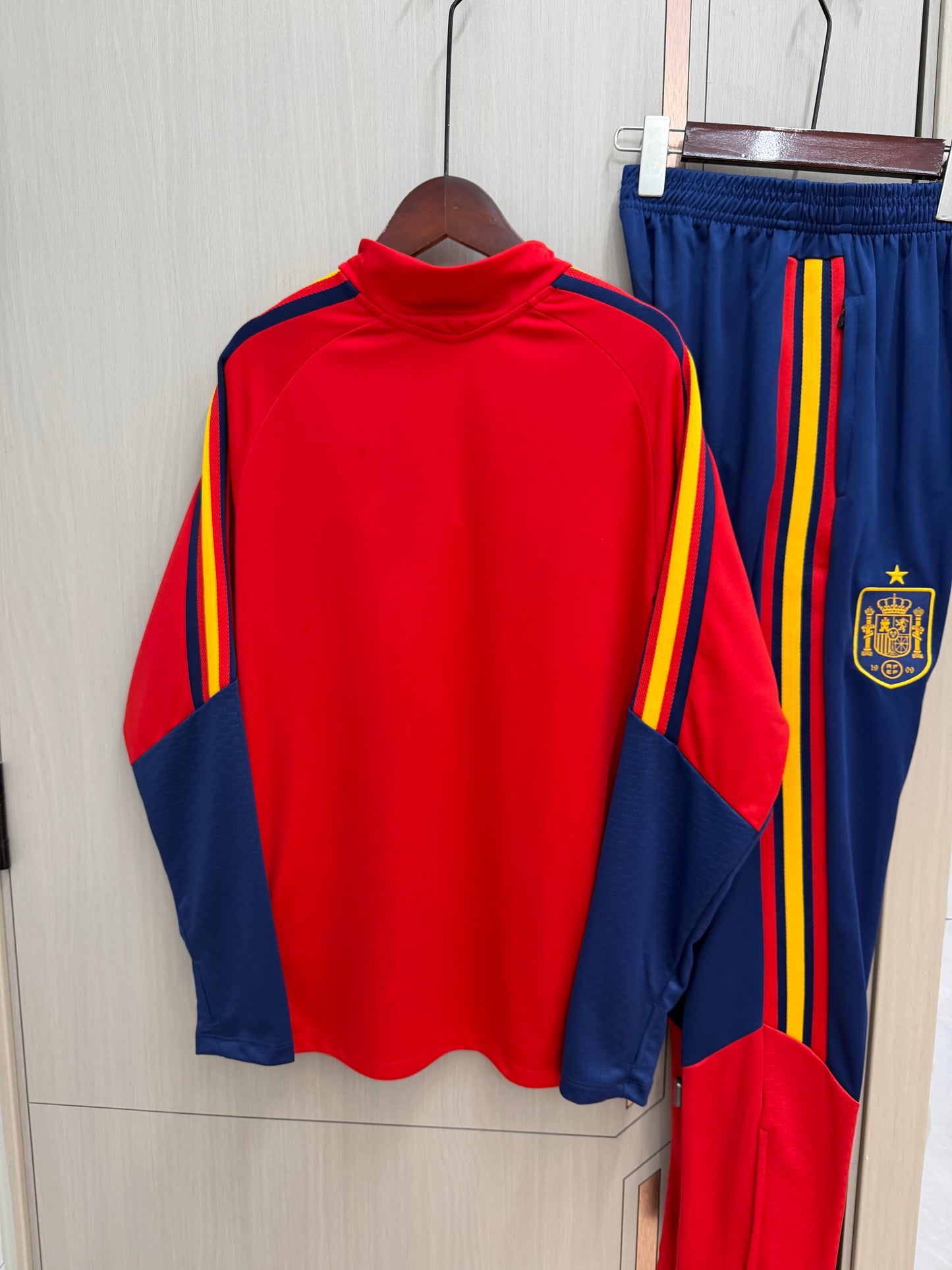 Chandal España Rojo (tallas adultos y niños)