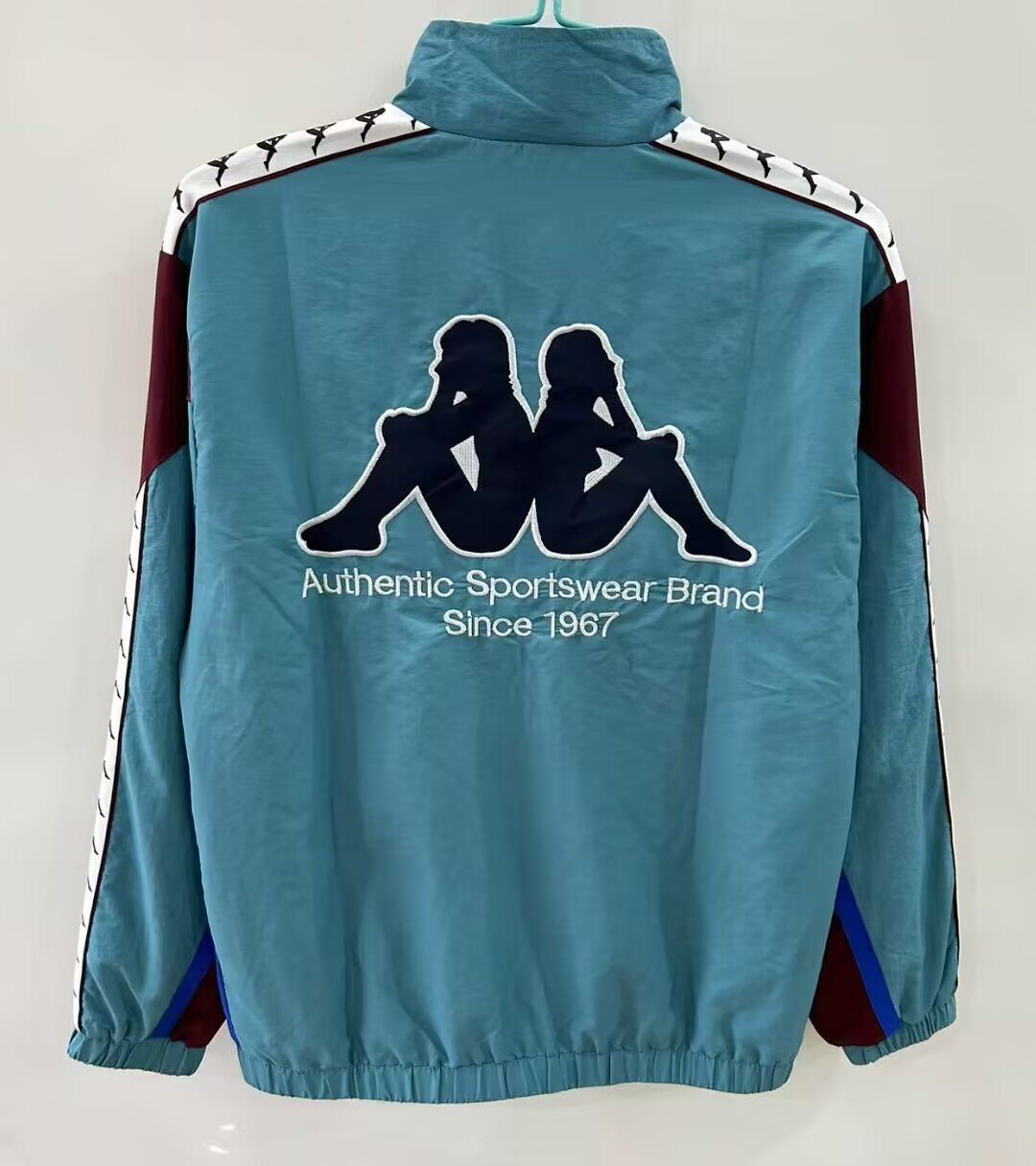 Cortavientos Barcelona Retro Kappa