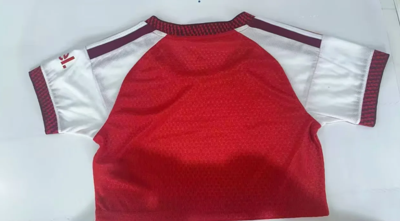 Crop Arsenal 26/27 local (tallas S-XXL)