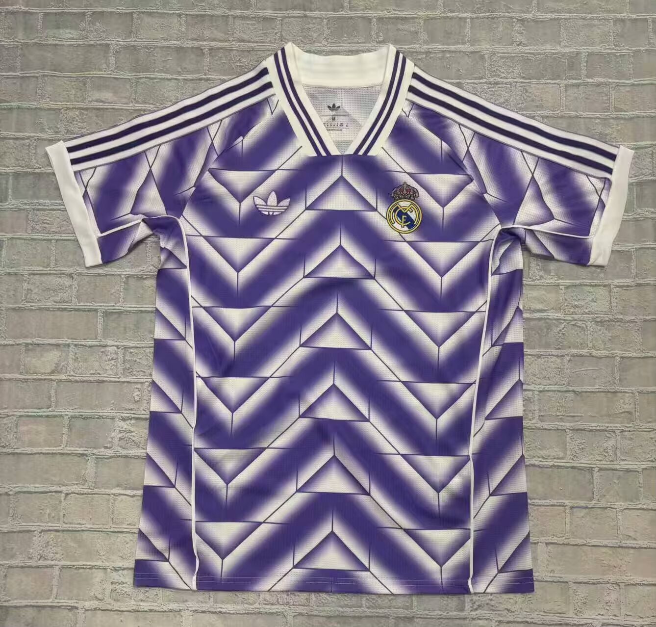 Camiseta Real Madrid 25-26 morada y blanca version player